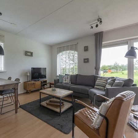 Remarkable Apartment With Beautiful Garden Julianadorp Eksteriør bilde